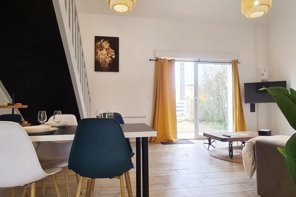 Le Lion D'Or Apartment Bessines Exterior photo