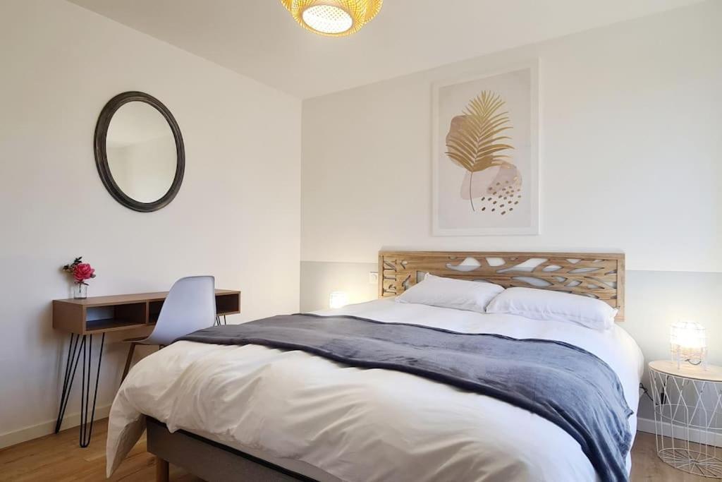 Le Lion D'Or Apartment Bessines Exterior photo