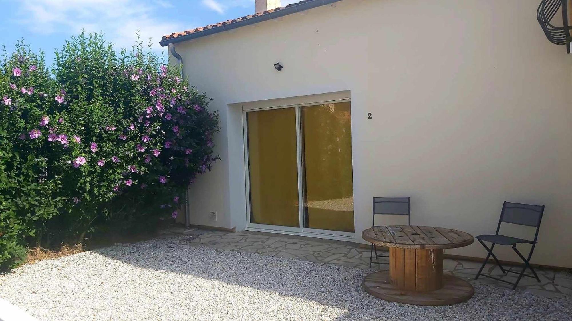 Le Lion D'Or Apartment Bessines Exterior photo